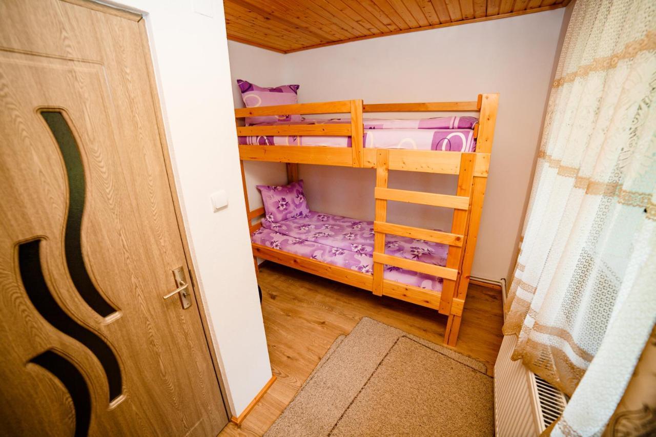 Topliţa Casa Tudor מראה חיצוני תמונה